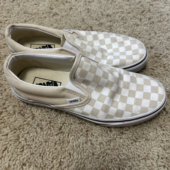 Vans Beige Checkboard slip-on Canvas Shoes - Picture 3 of 9